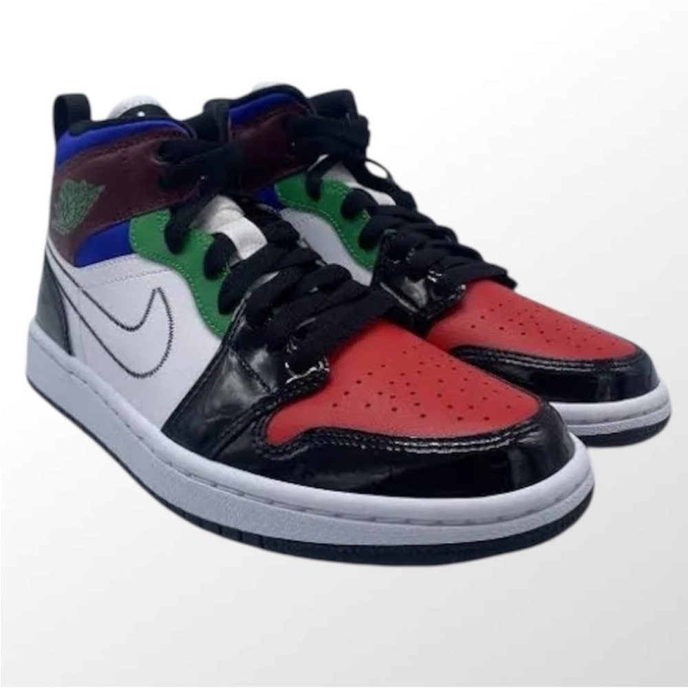 Jordan 1 Nike High Top Red and Green Sneakers Bold Color Block Design Size 10 - Picture 3 of 9